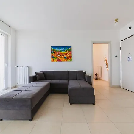 Swamyhome Aereoportobaripalese Апартаменты *