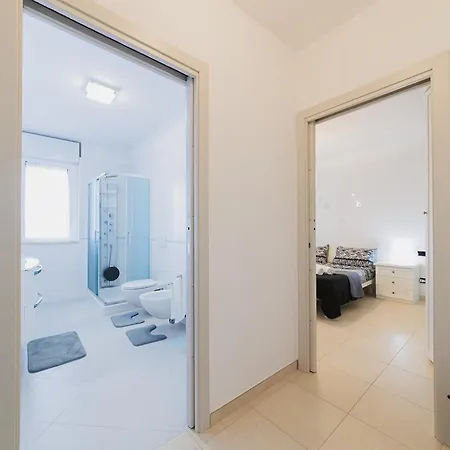 Swamyhome Aereoportobaripalese Бари