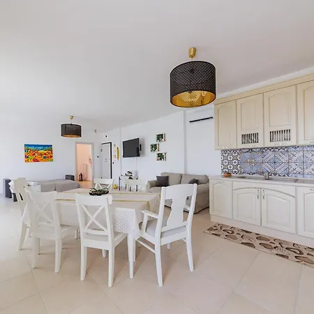 Swamyhome Aereoportobaripalese Апартаменты Бари