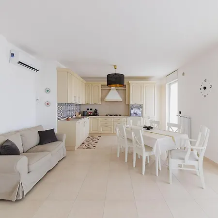 Апартаменты Swamyhome Aereoportobaripalese Бари