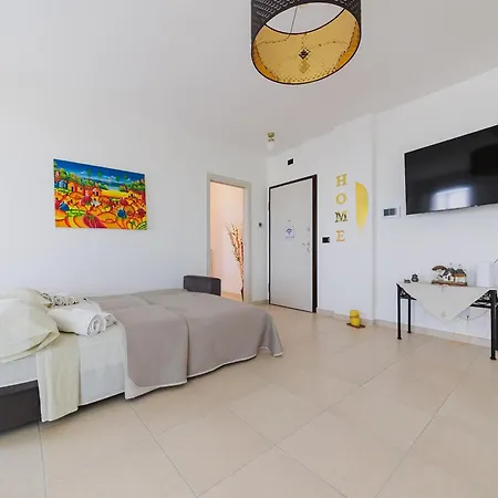 Swamyhome Aereoportobaripalese شقة