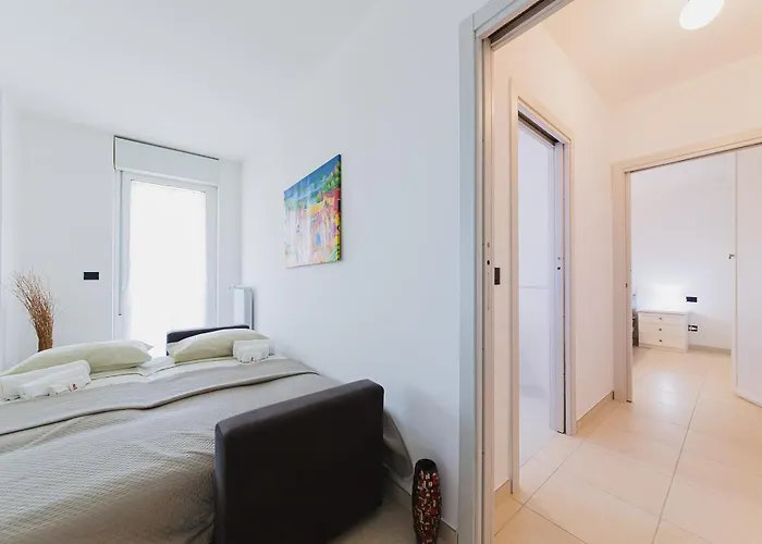 Apartment Swamyhome Aereoportobaripalese *