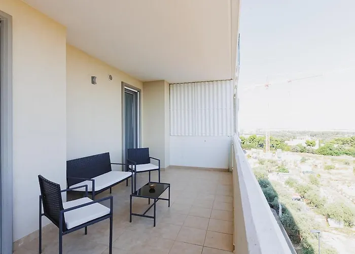 Swamyhome Aereoportobaripalese *